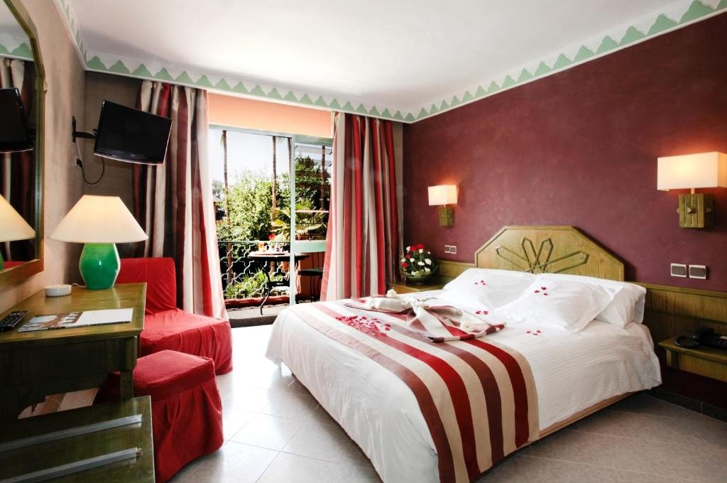 Hotel Chems room single